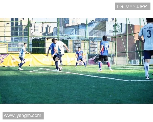 杭州足球队的节奏探讨:聚焦球队发展与球迷热情的交融之路